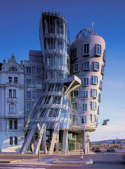 Prag Ginger and Fred Building